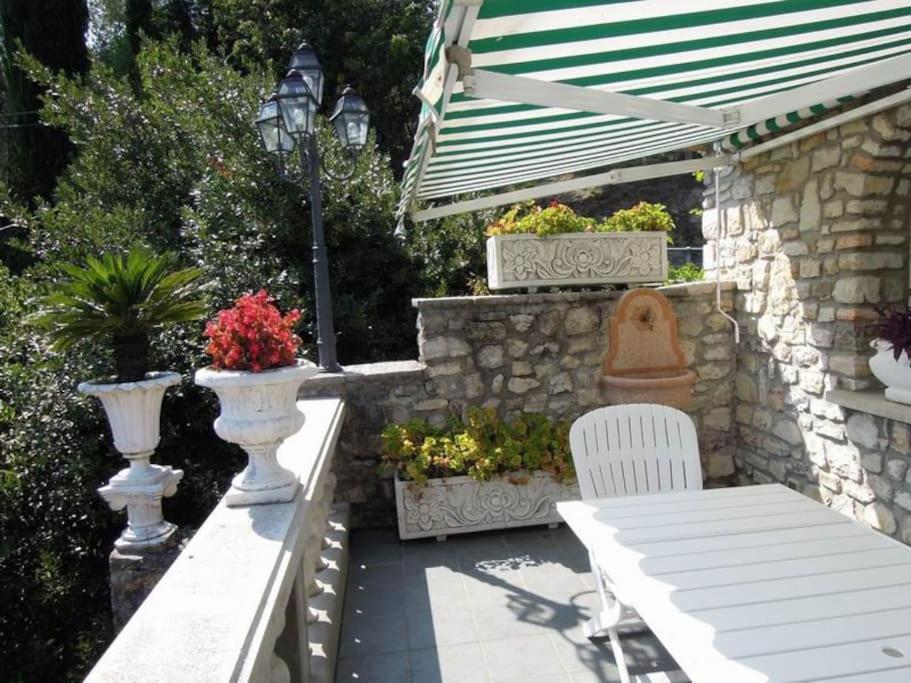 Villa Pinetina Гарняно Екстериор снимка