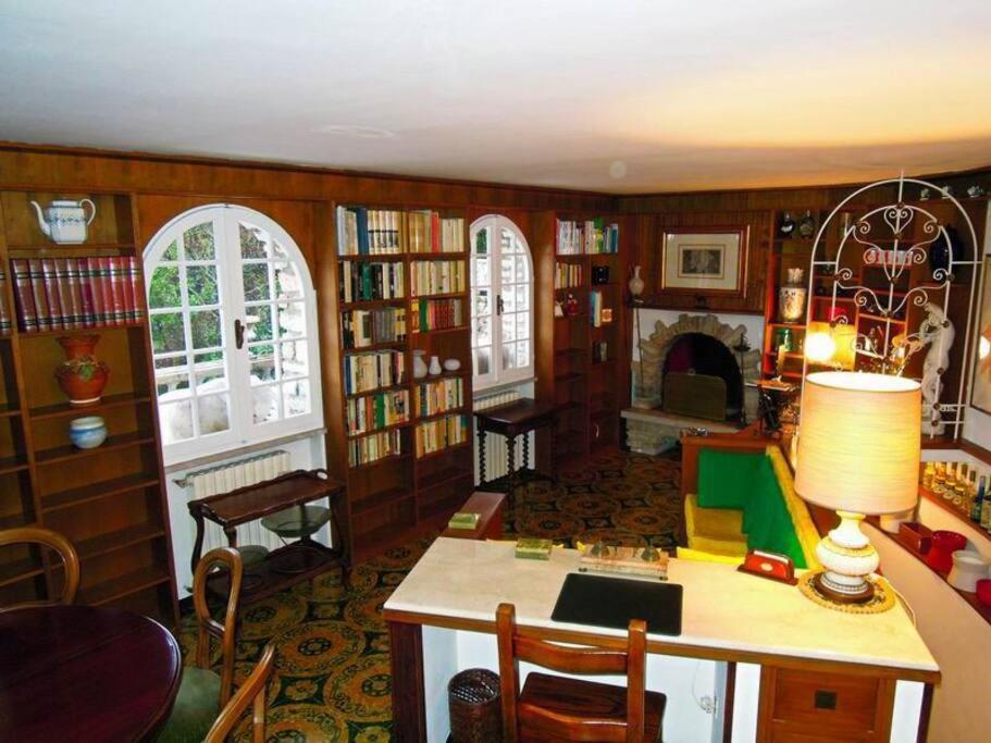 Villa Pinetina Гарняно Екстериор снимка